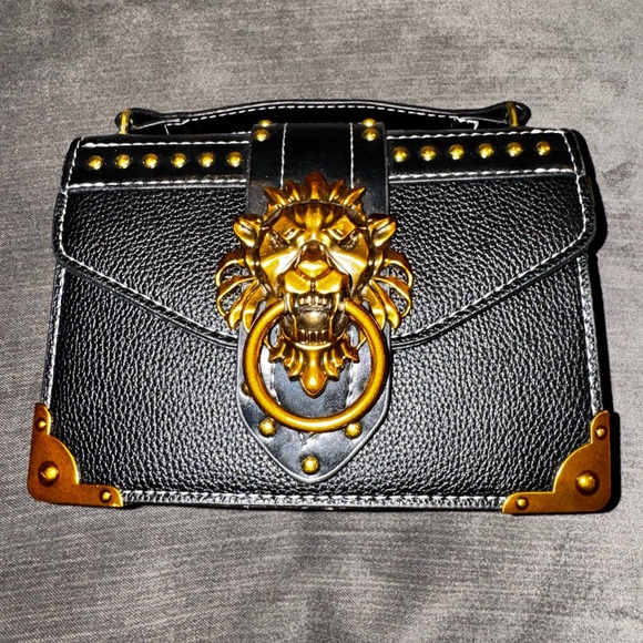 Source Unknown Handbags - Black and Gold Lion Head Women Bag